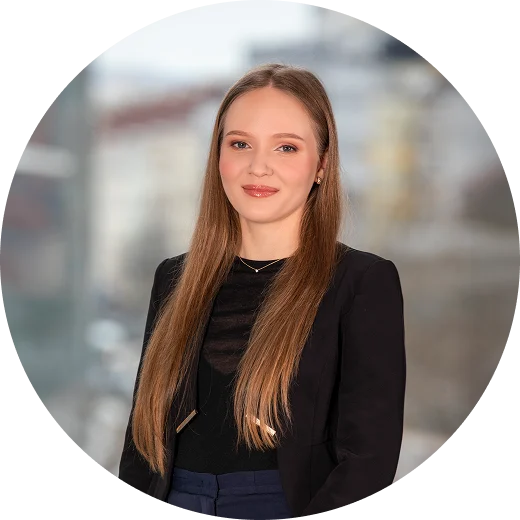 O nás 9 Mgr. Zita Dominkova